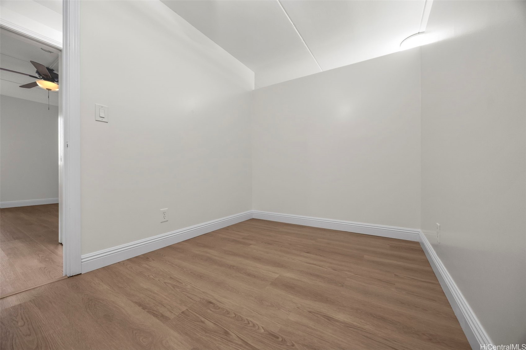 910 Ahana Street 201 Property Photo 13