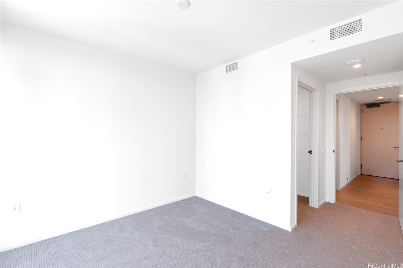 333 Ward Avenue 1003 Property Photo 6