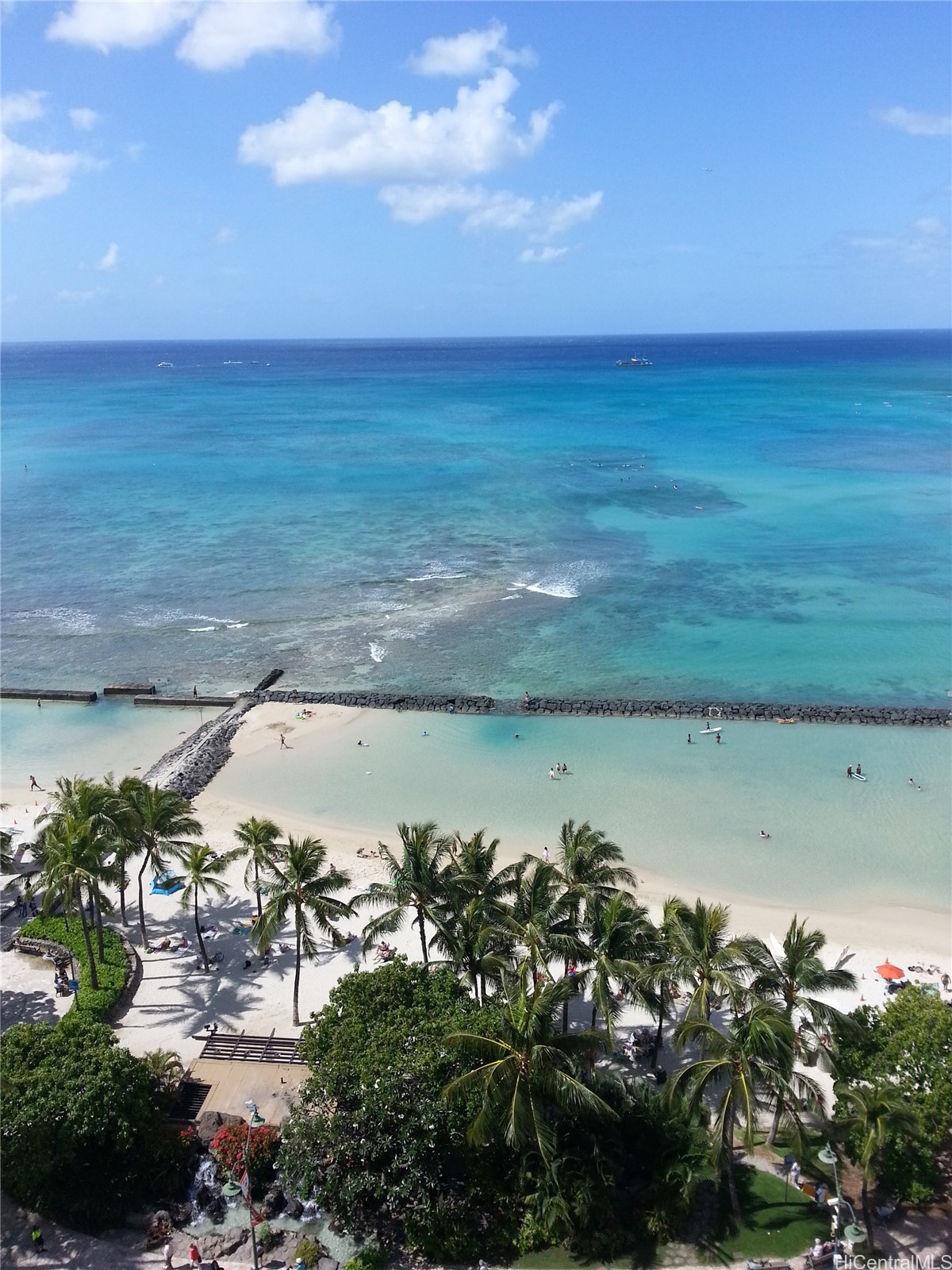 2500 Kalakaua Avenue 1802 Property Photo 1