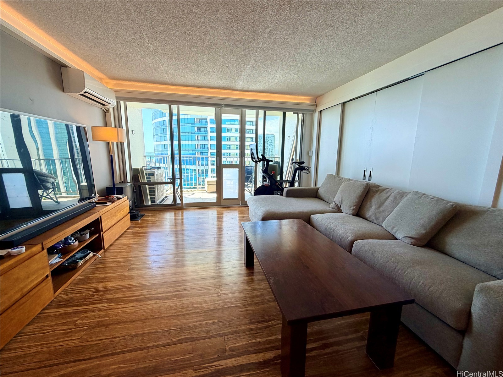 1350 Ala Moana Boulevard 2703 Property Photo 4