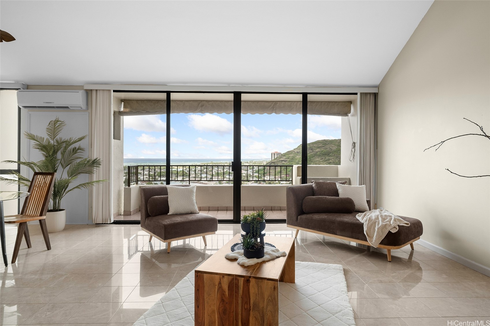 6750 Hawaii Kai Drive 1404 Property Photo 2