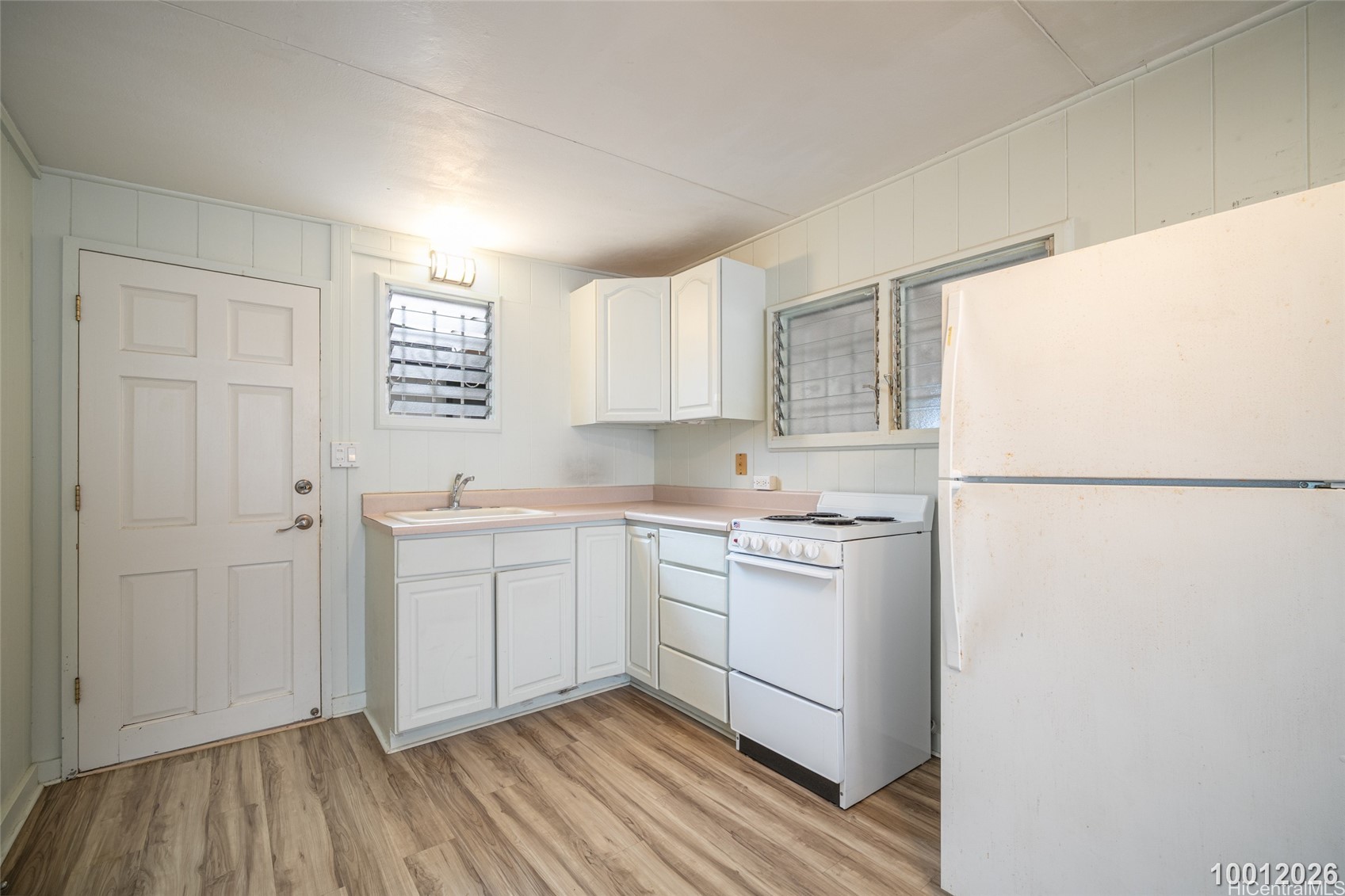 2537 Waolani Avenue Property Photo 6