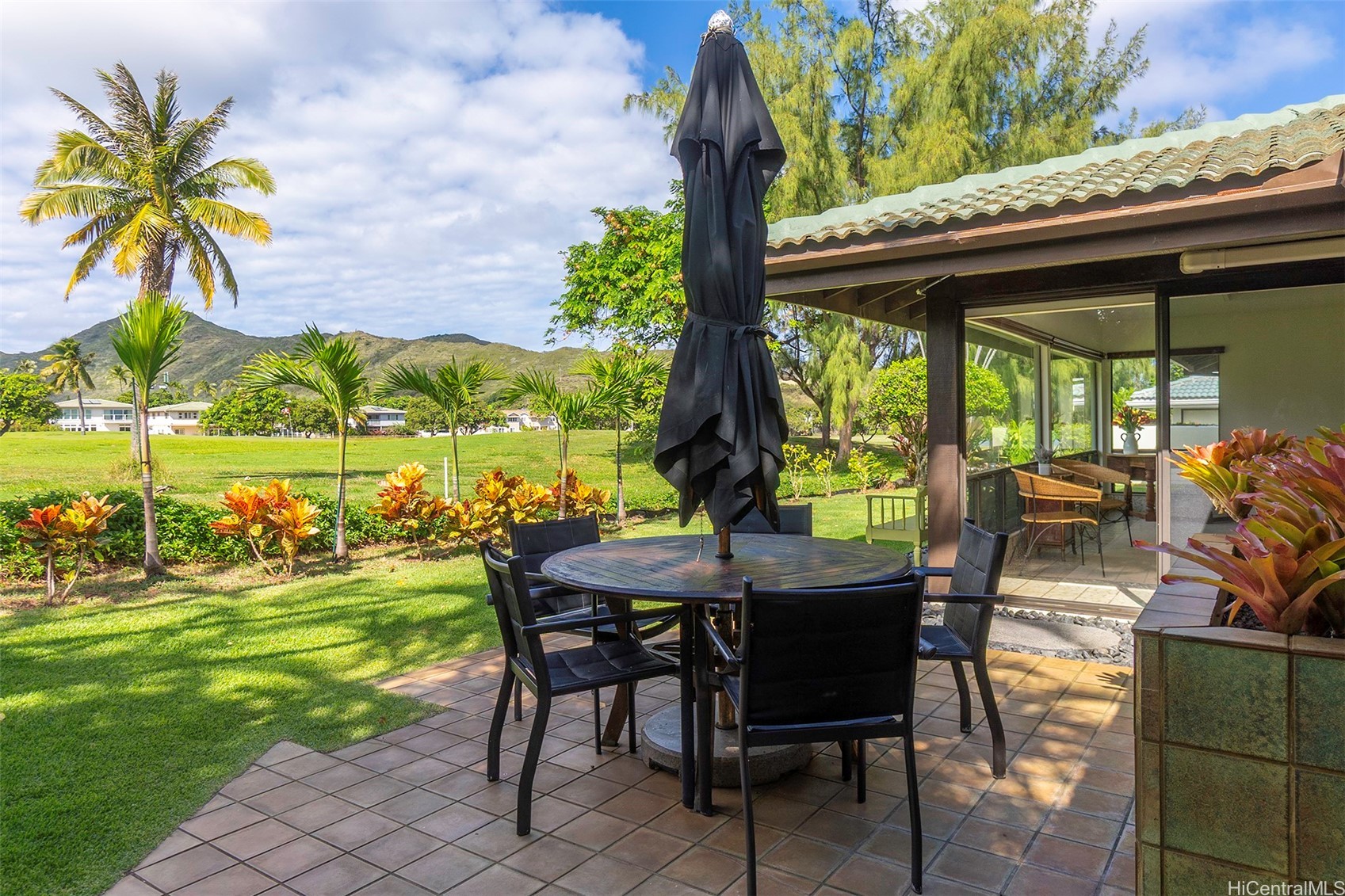 7704 Kalohelani Place Property Photo 1
