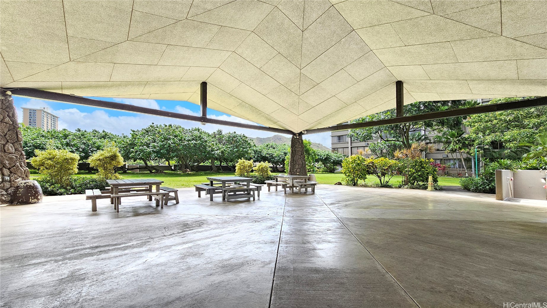 1255 Nuuanu Street E2504 Property Photo 15