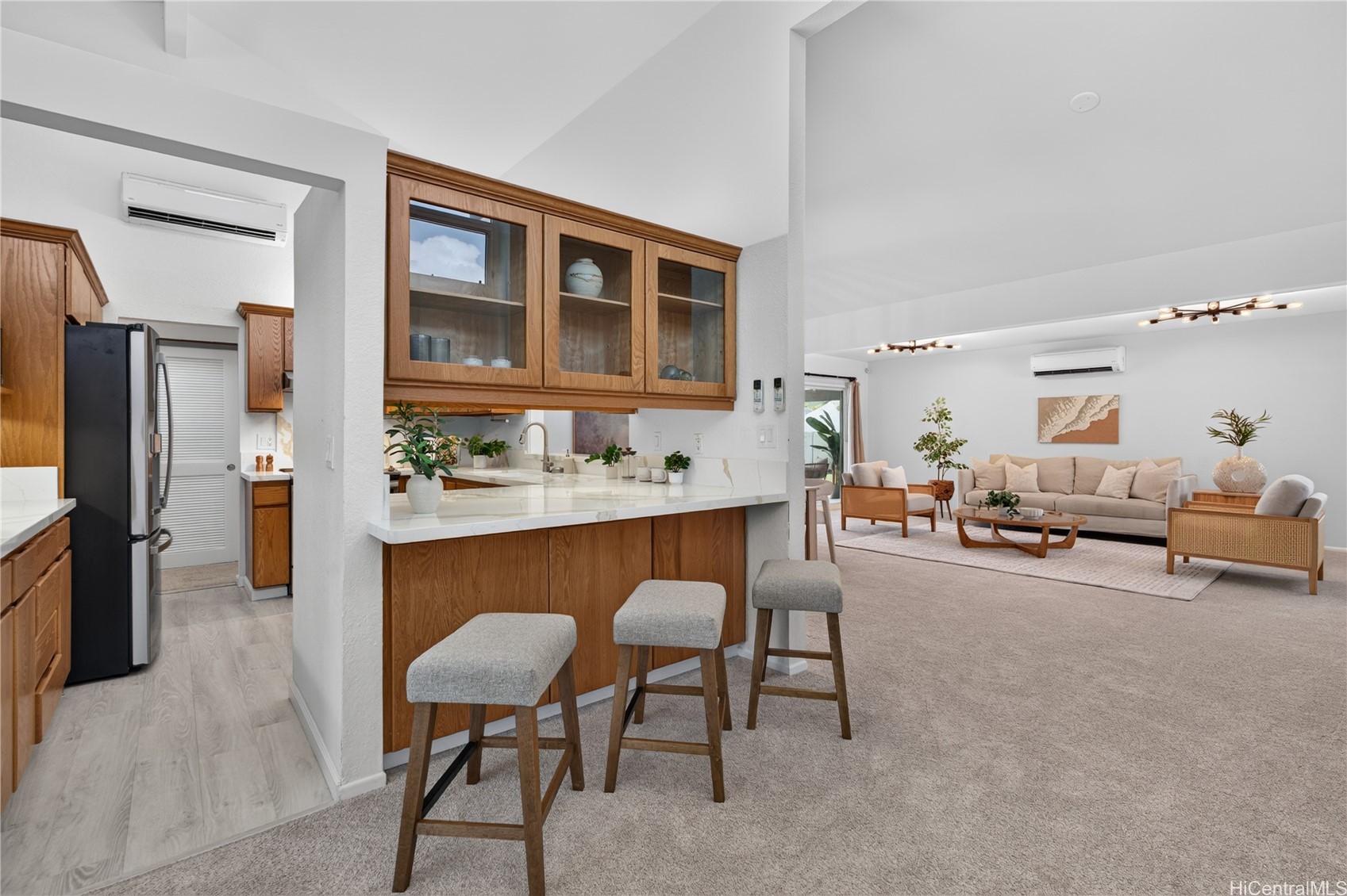 563 Alihi Place Property Photo 10