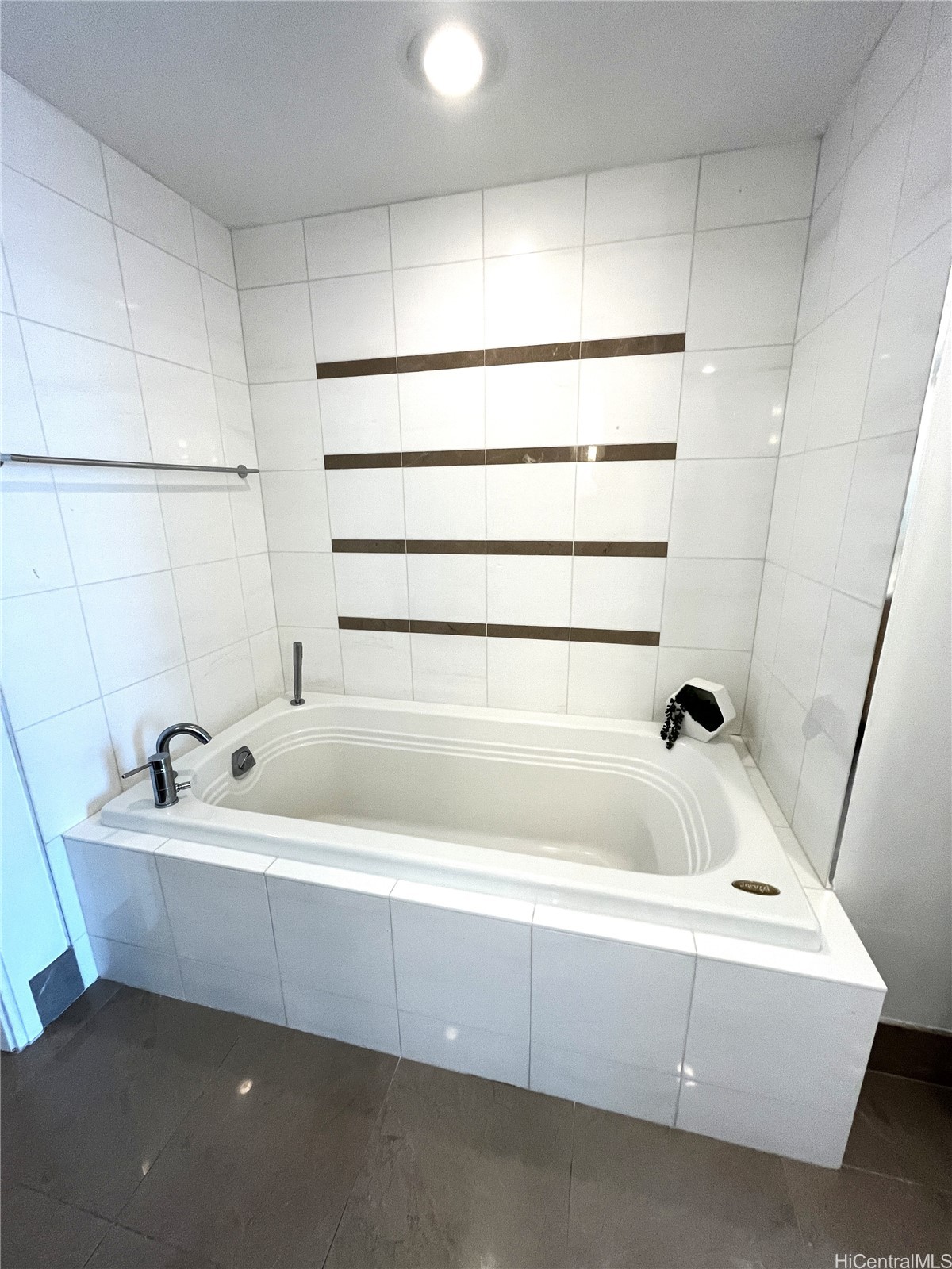 1177 Queen Street 3204 Property Photo 9