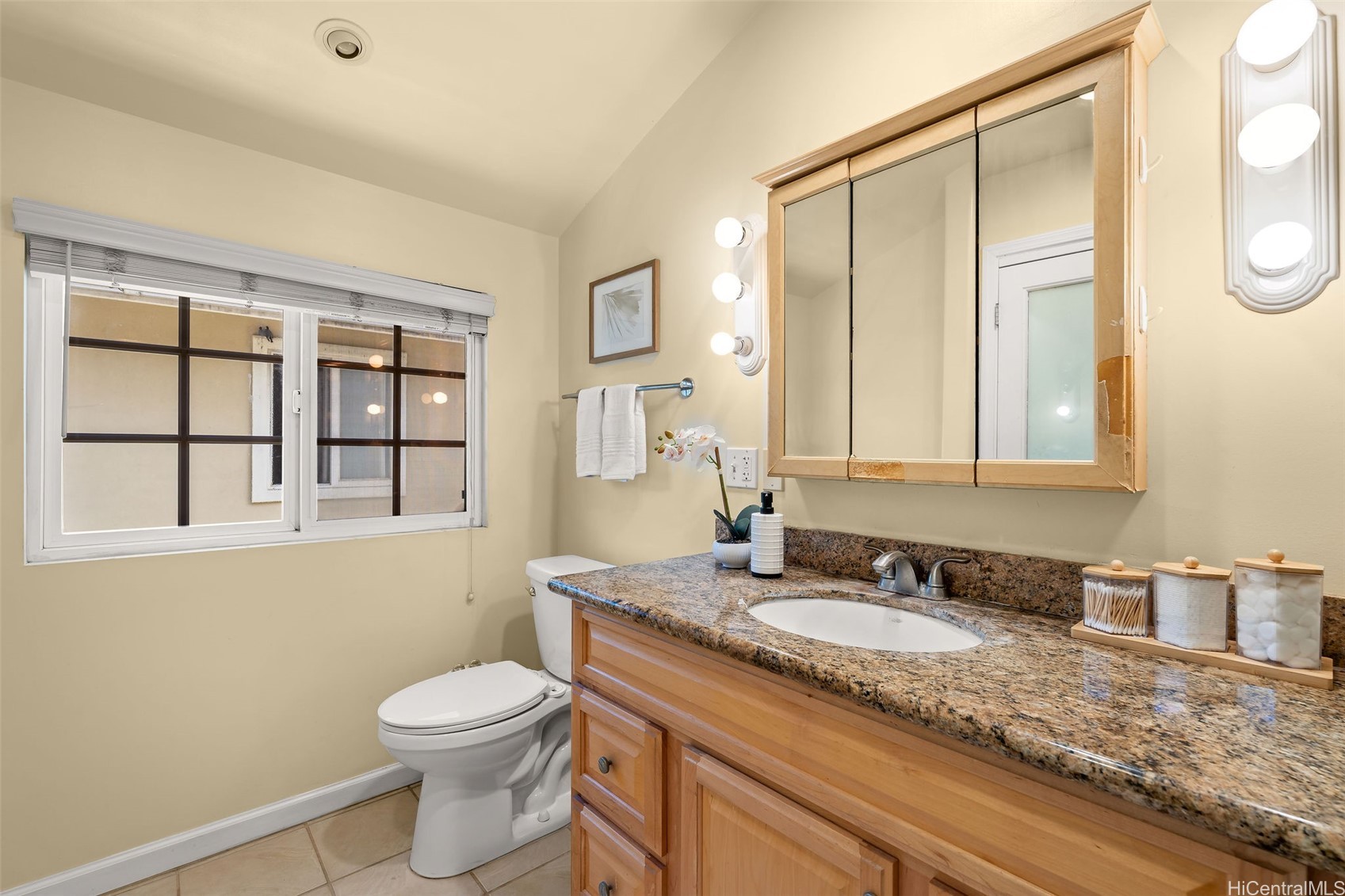 1025 Punahou Street A Property Photo 14