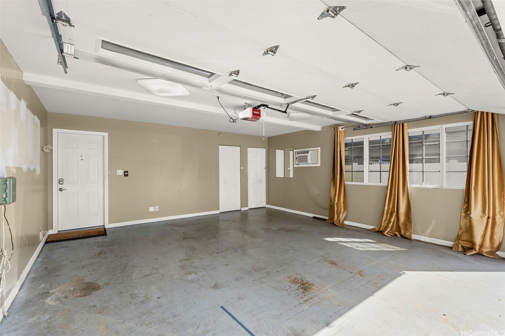 1025 Punahou Street A Property Photo 21