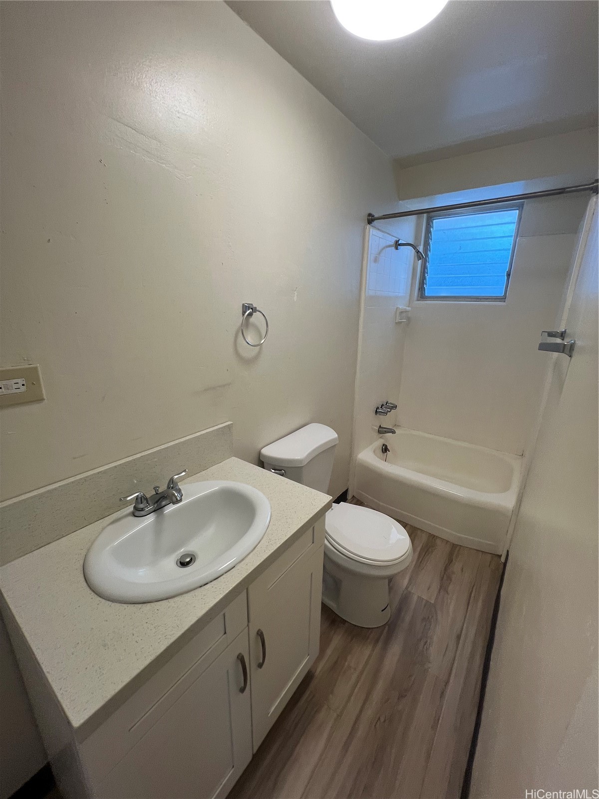1209 10th Avenue Property Photo 6