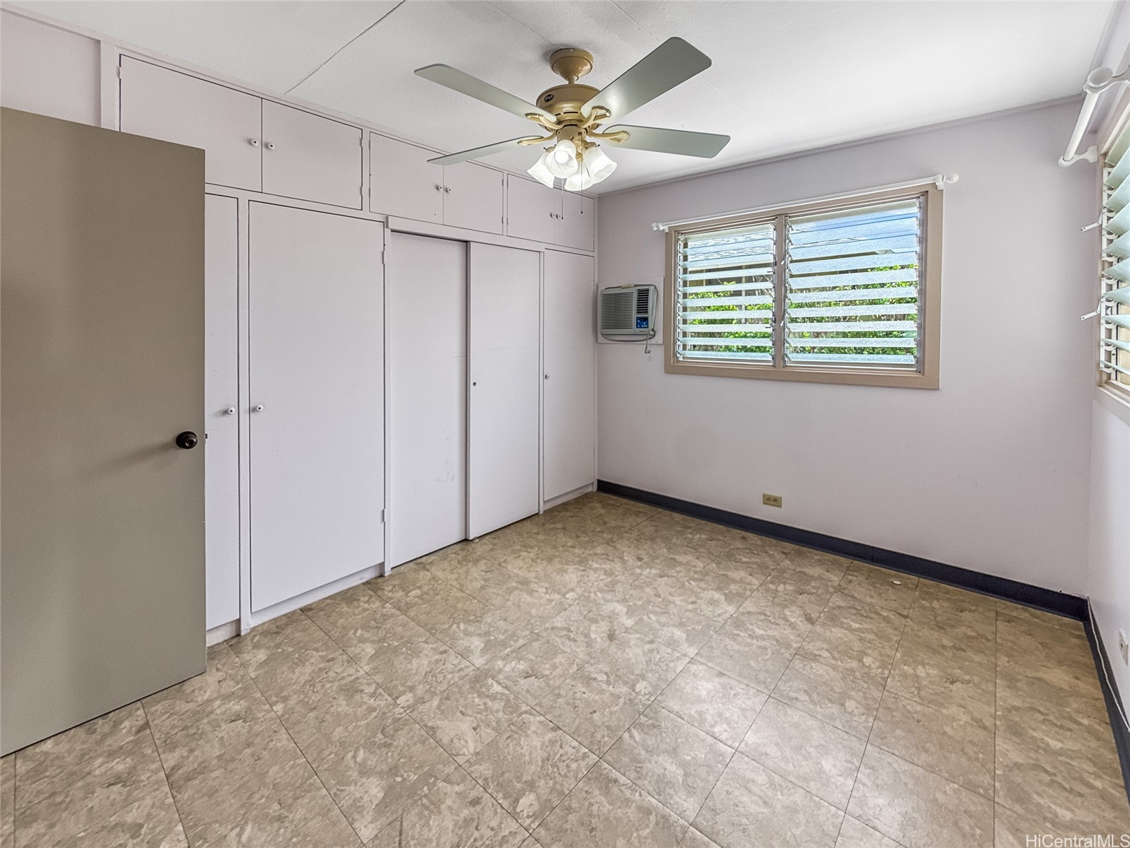 226 Elelupe Road Property Photo 12