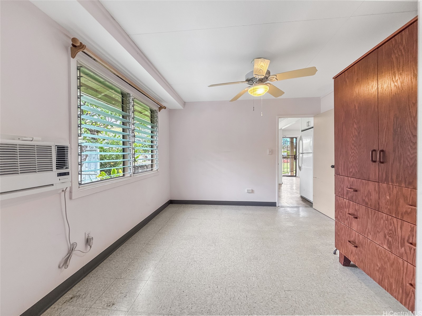 226 Elelupe Road Property Photo 14