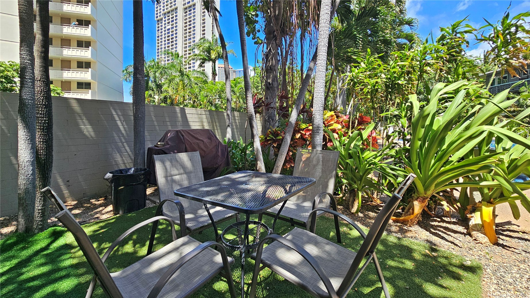 1700 Ala Moana Boulevard 1802 Property Photo 9