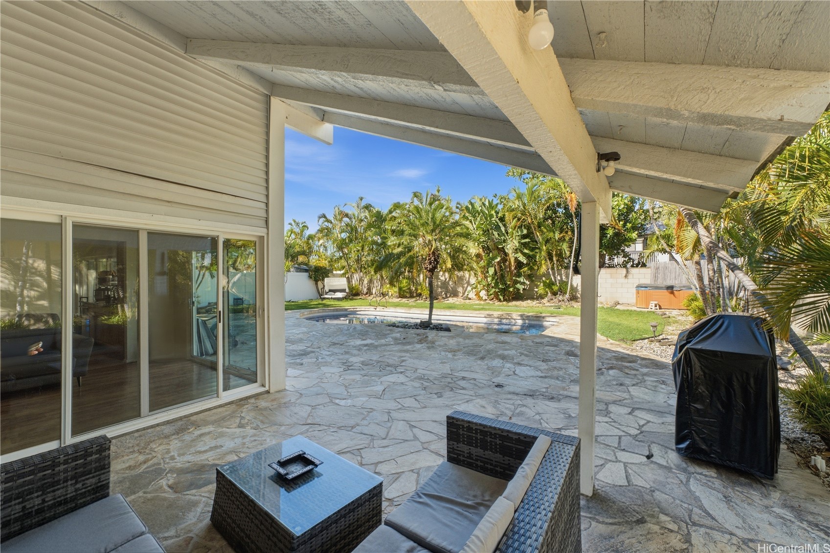 7114 Niumalu Loop Property Photo 6