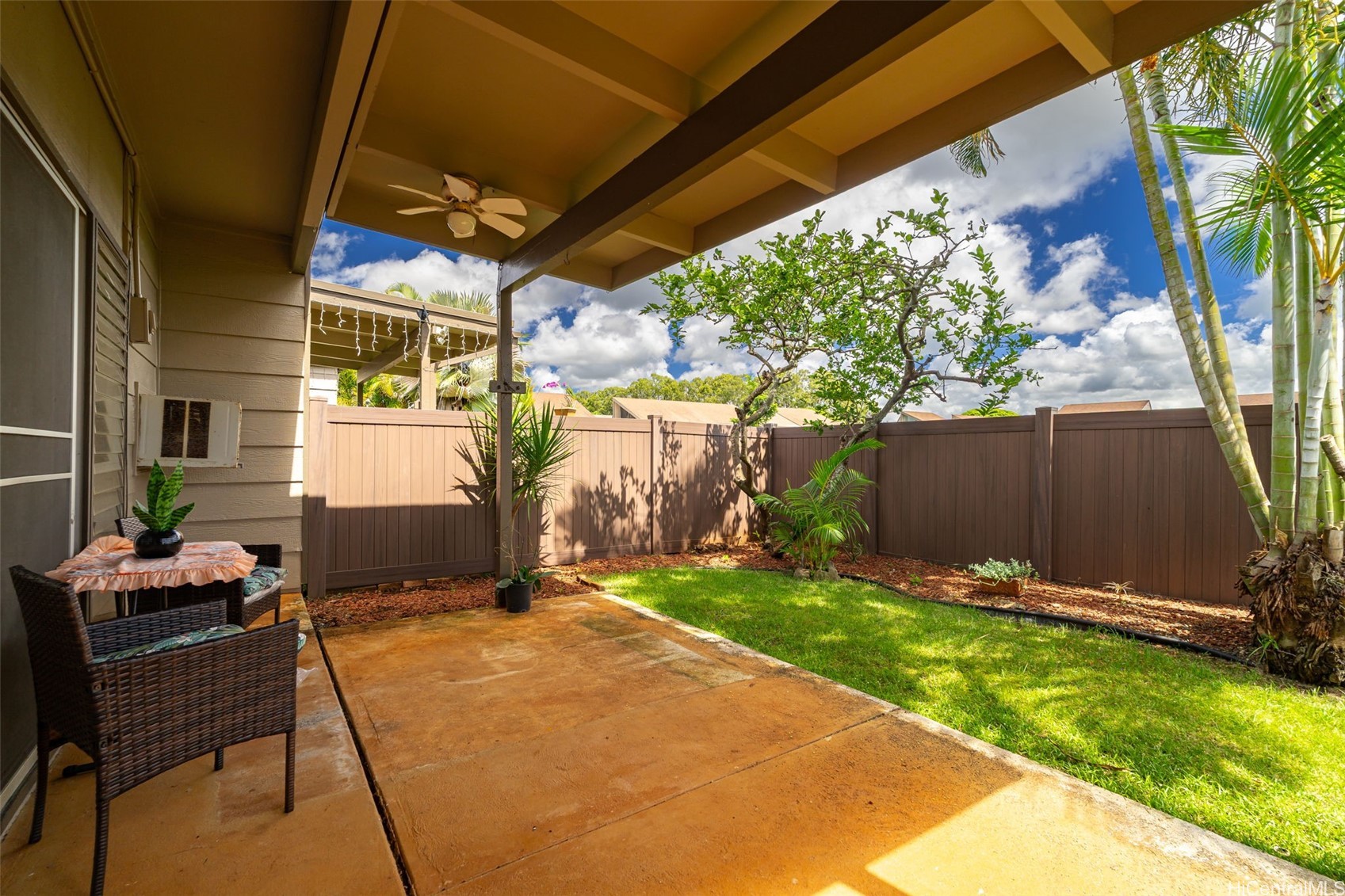 94-427 Keaoopua Street 13158 Property Photo 1