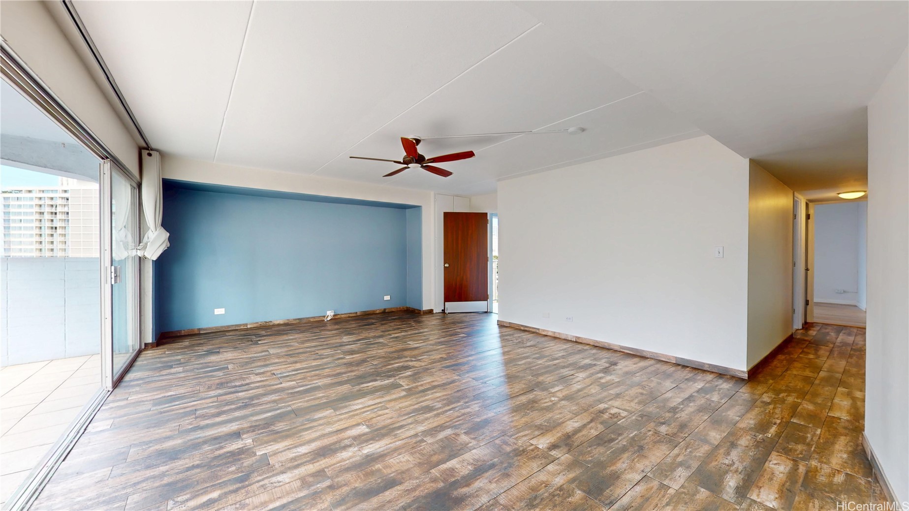 1804 Ala Moana Boulevard 11b Property Photo 3