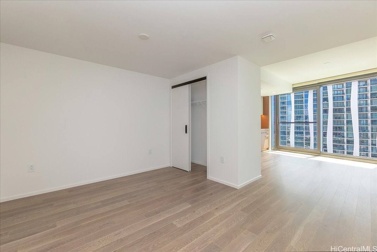333 Ward Avenue 2508 Property Photo 6