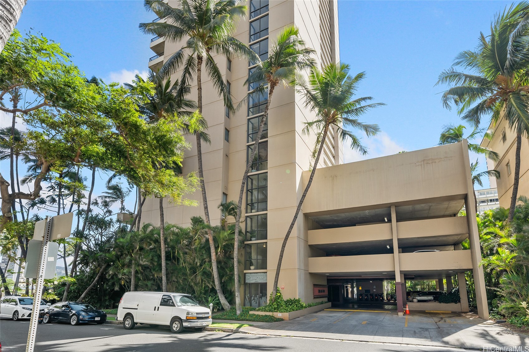 2121 Ala Wai Boulevard 1706 Property Photo 2