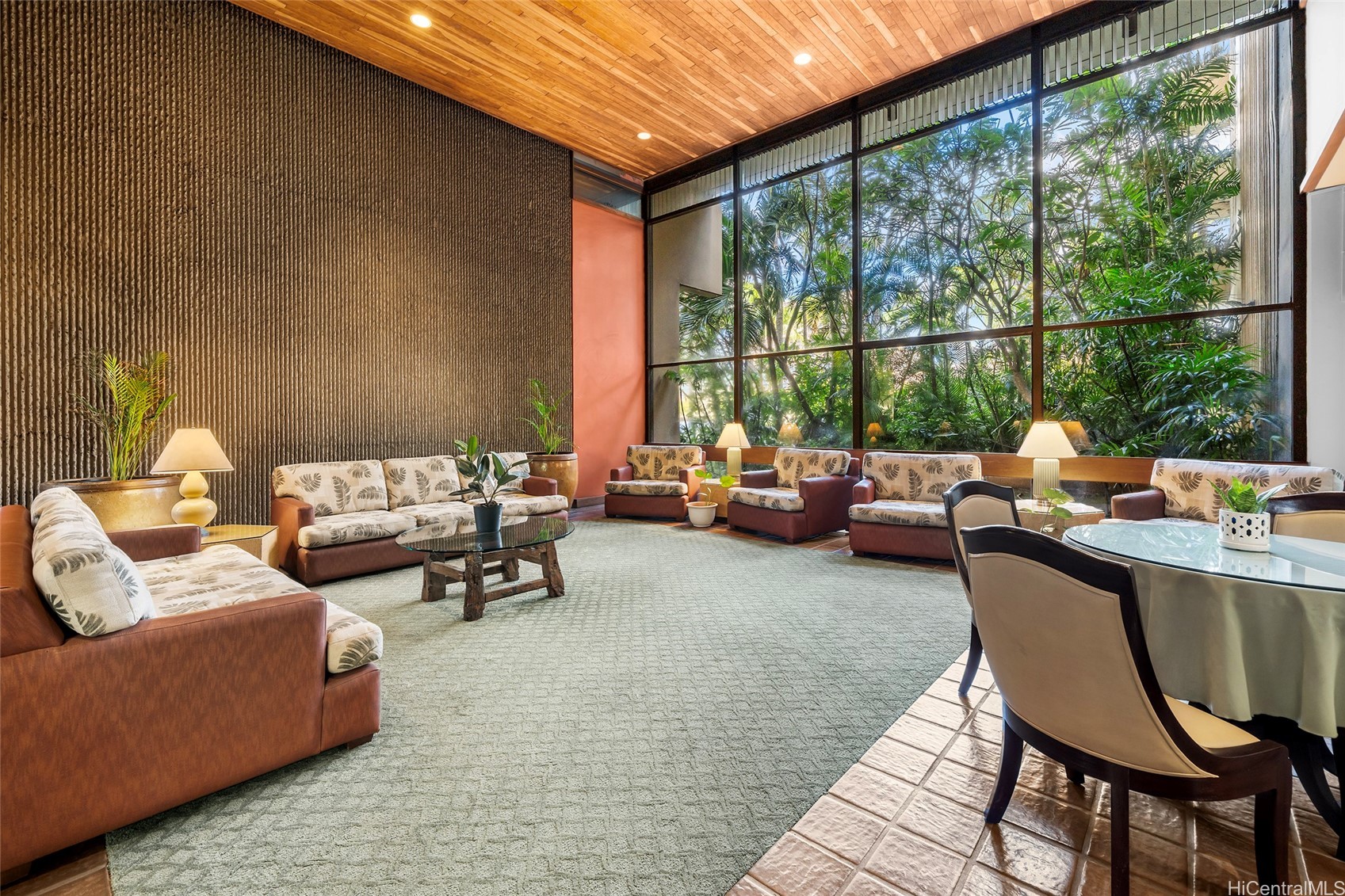 2121 Ala Wai Boulevard 1706 Property Photo 5