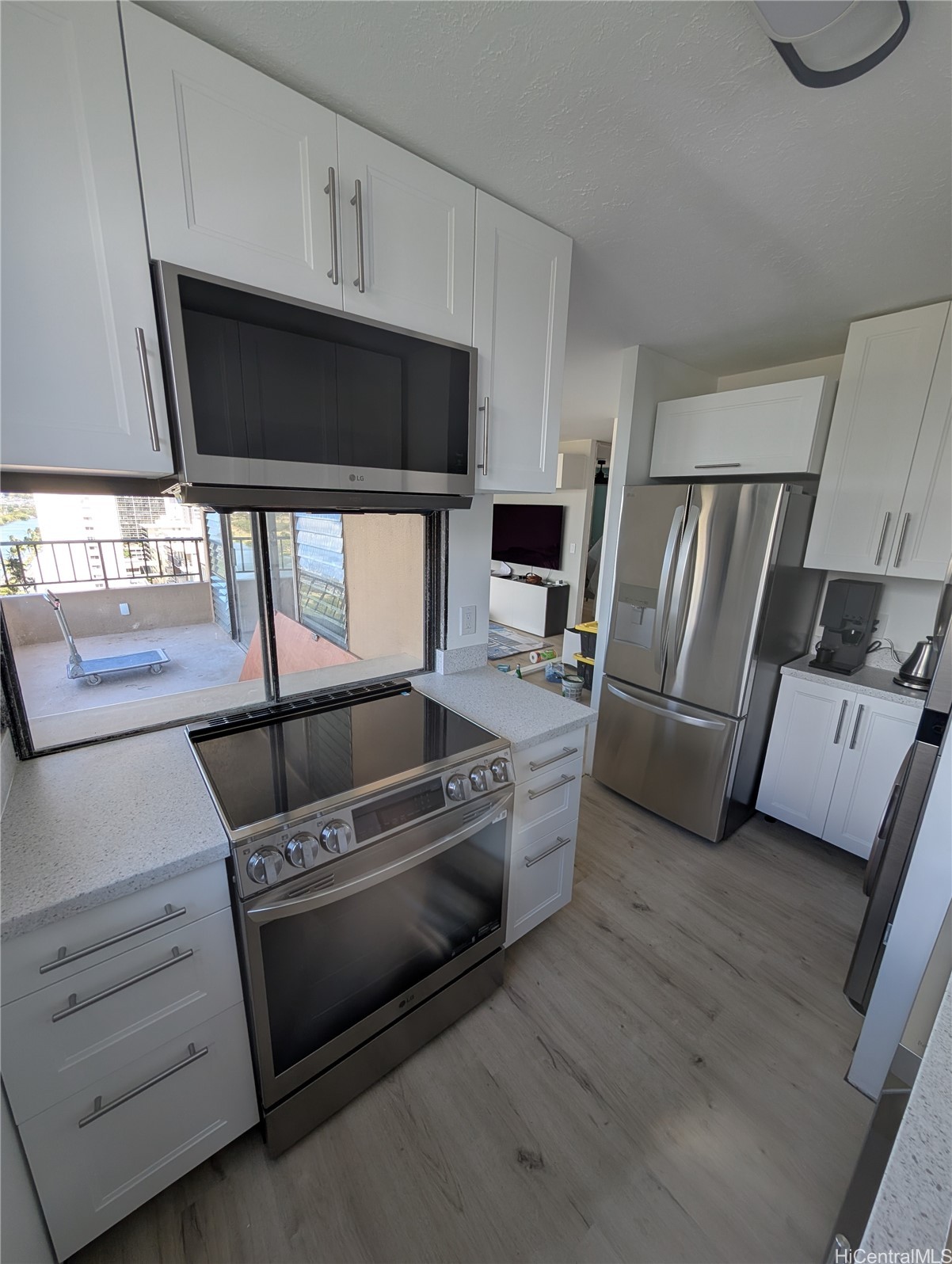 2121 Ala Wai Boulevard 1706 Property Photo 6