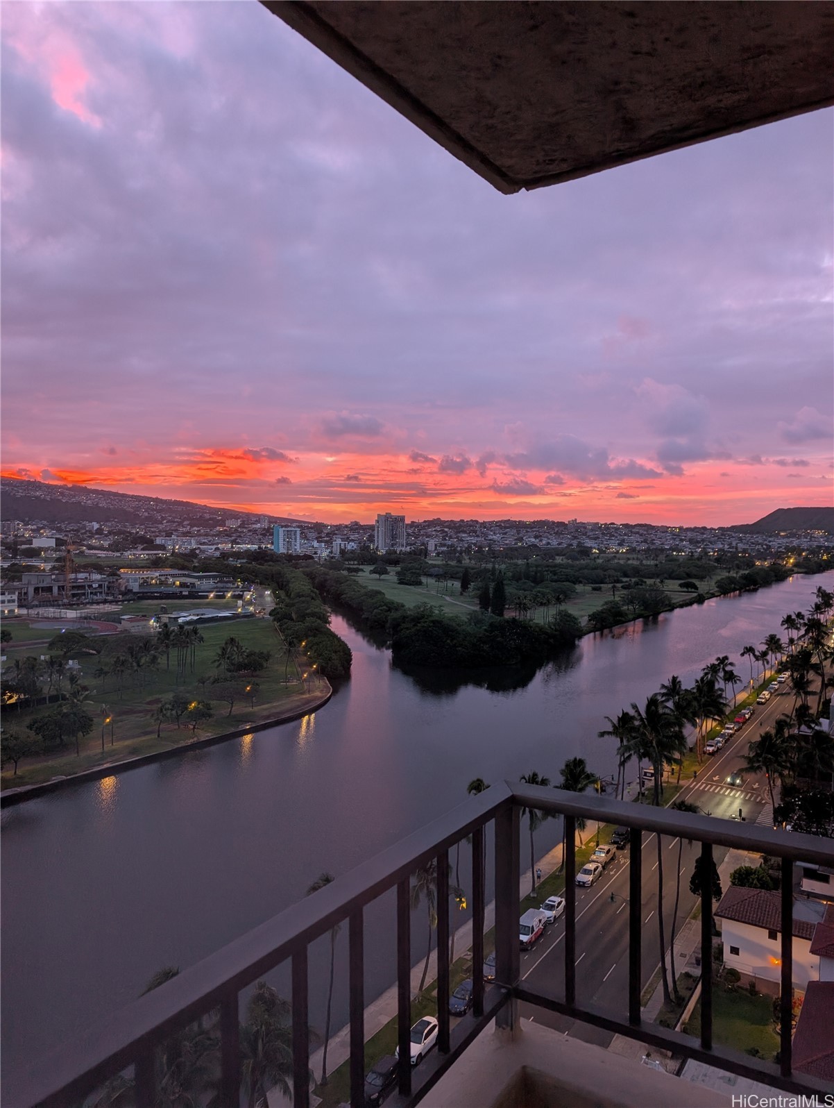 2121 Ala Wai Boulevard 1706 Property Photo 13
