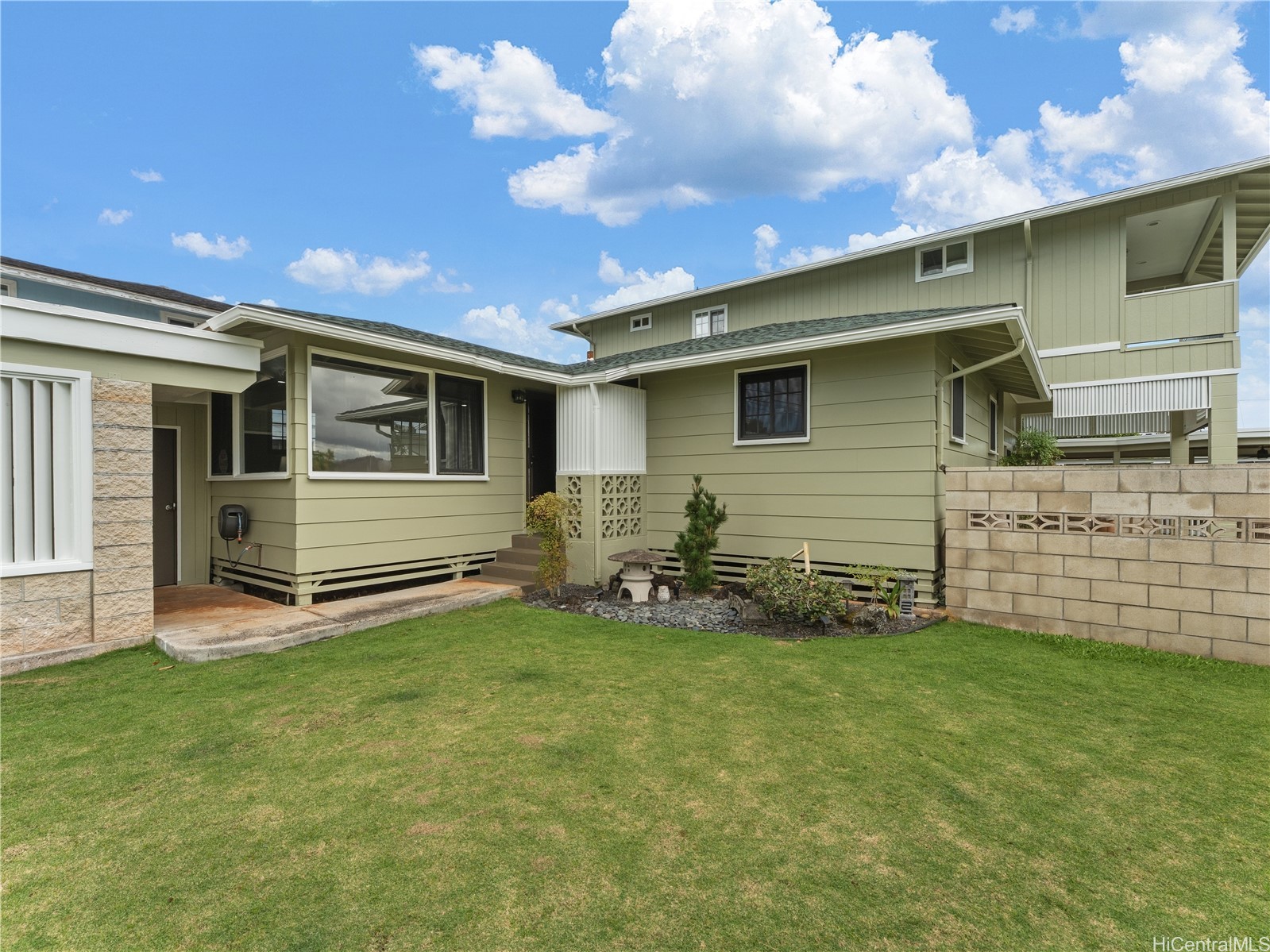 1961 Kinikohu Street Property Photo 1