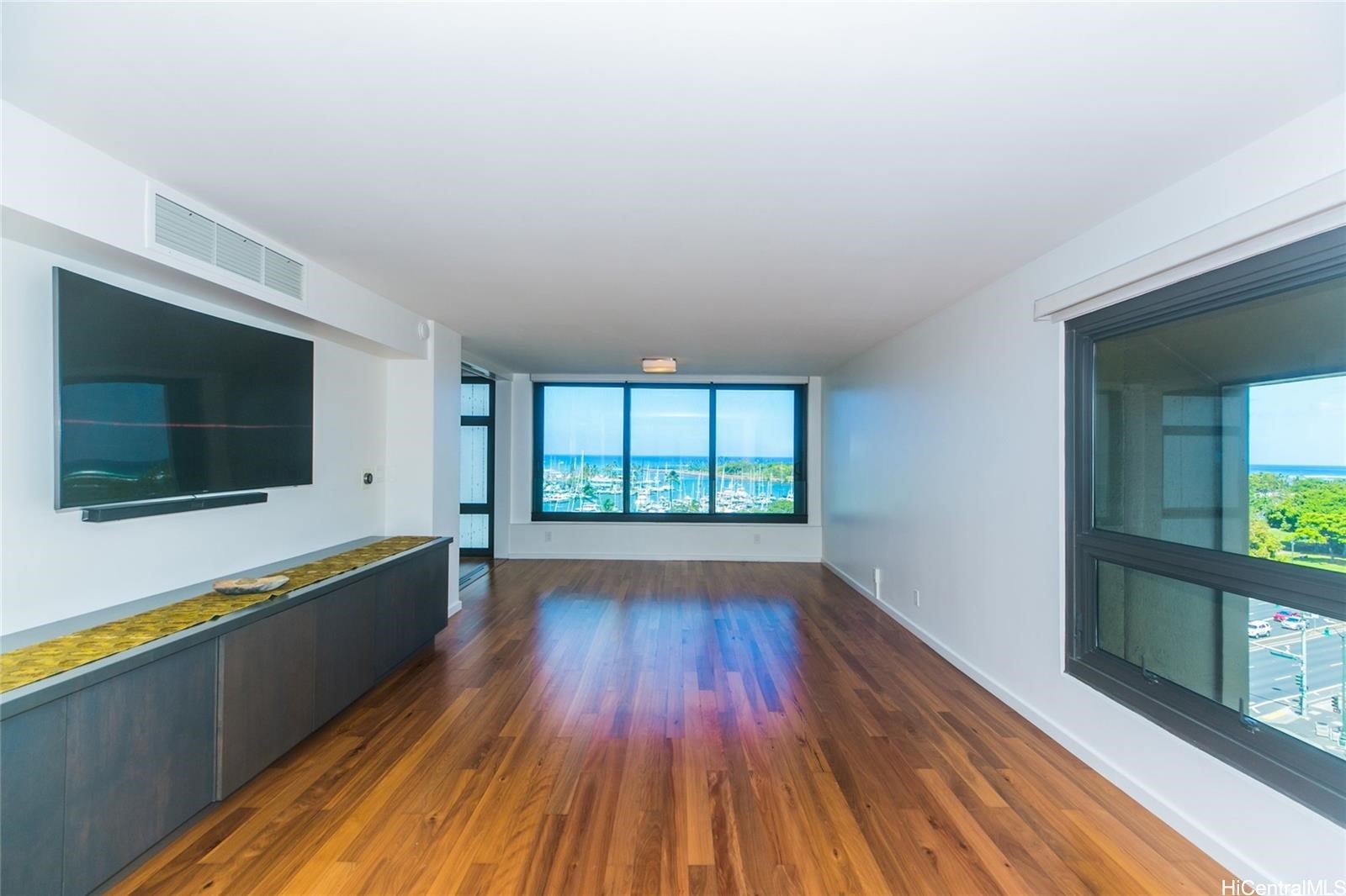 1600 Ala Moana Boulevard 1012 Property Photo 4