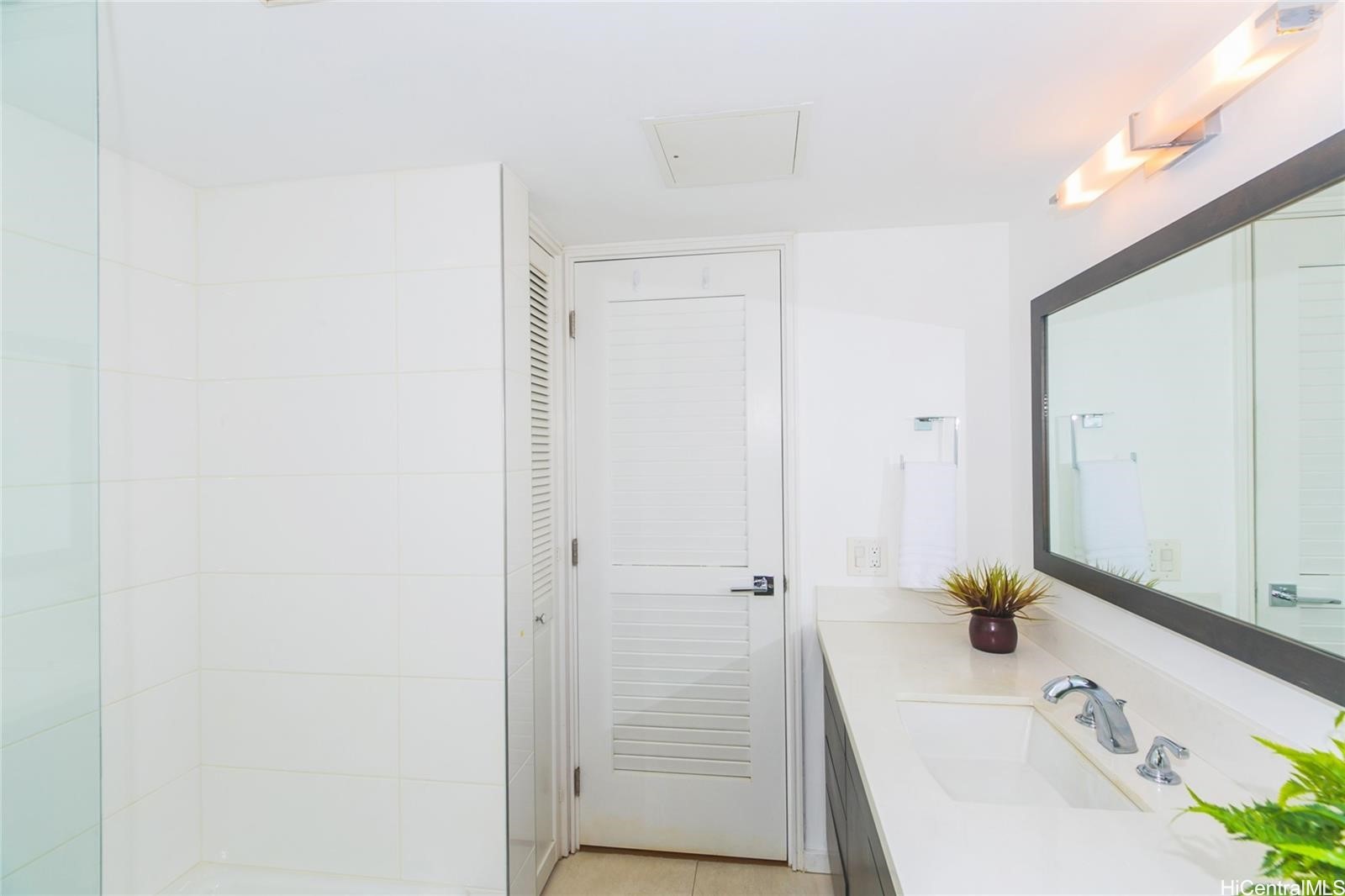 1600 Ala Moana Boulevard 1012 Property Photo 19