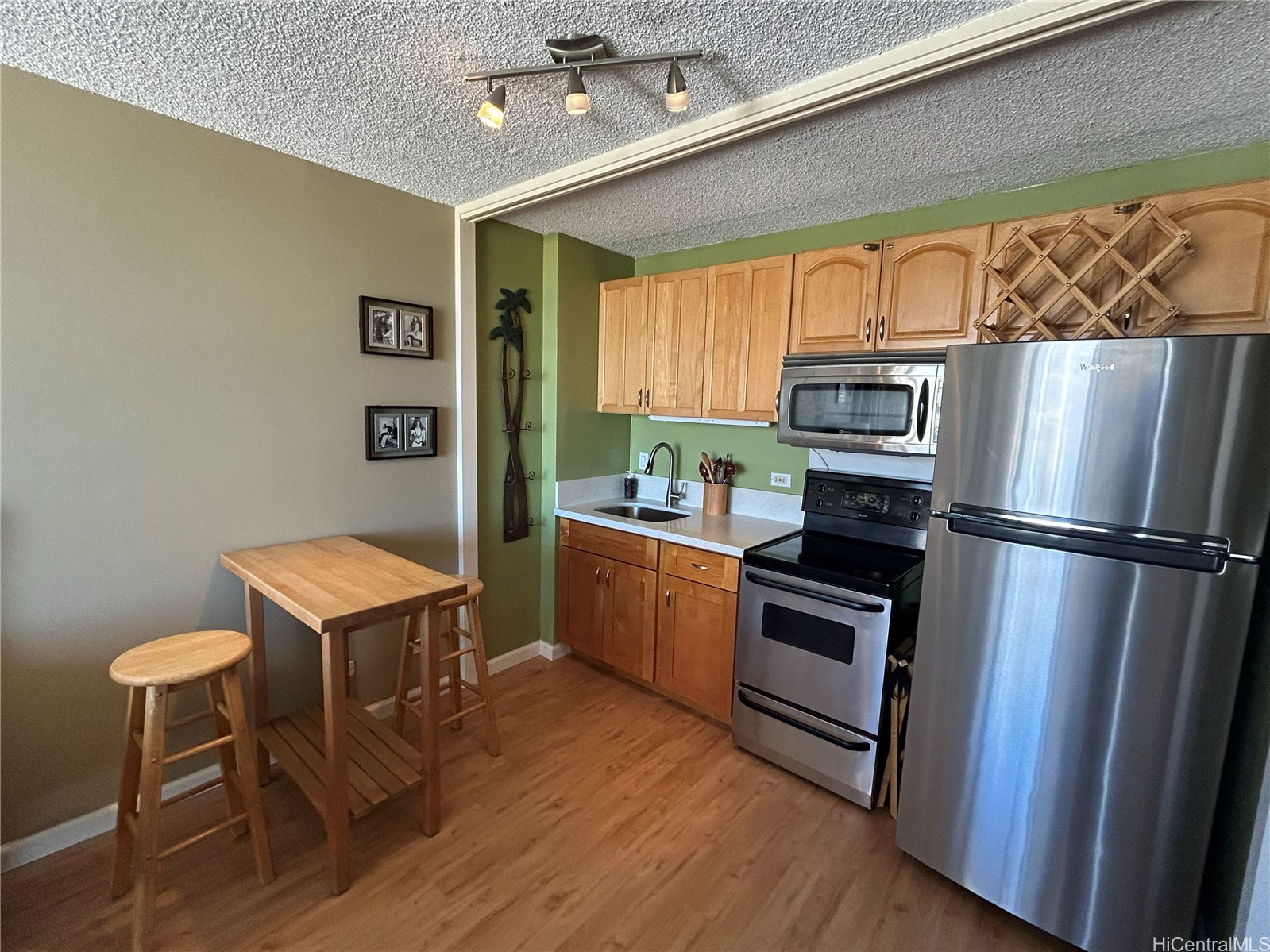 2345 Ala Wai Boulevard 1805 Property Photo 3