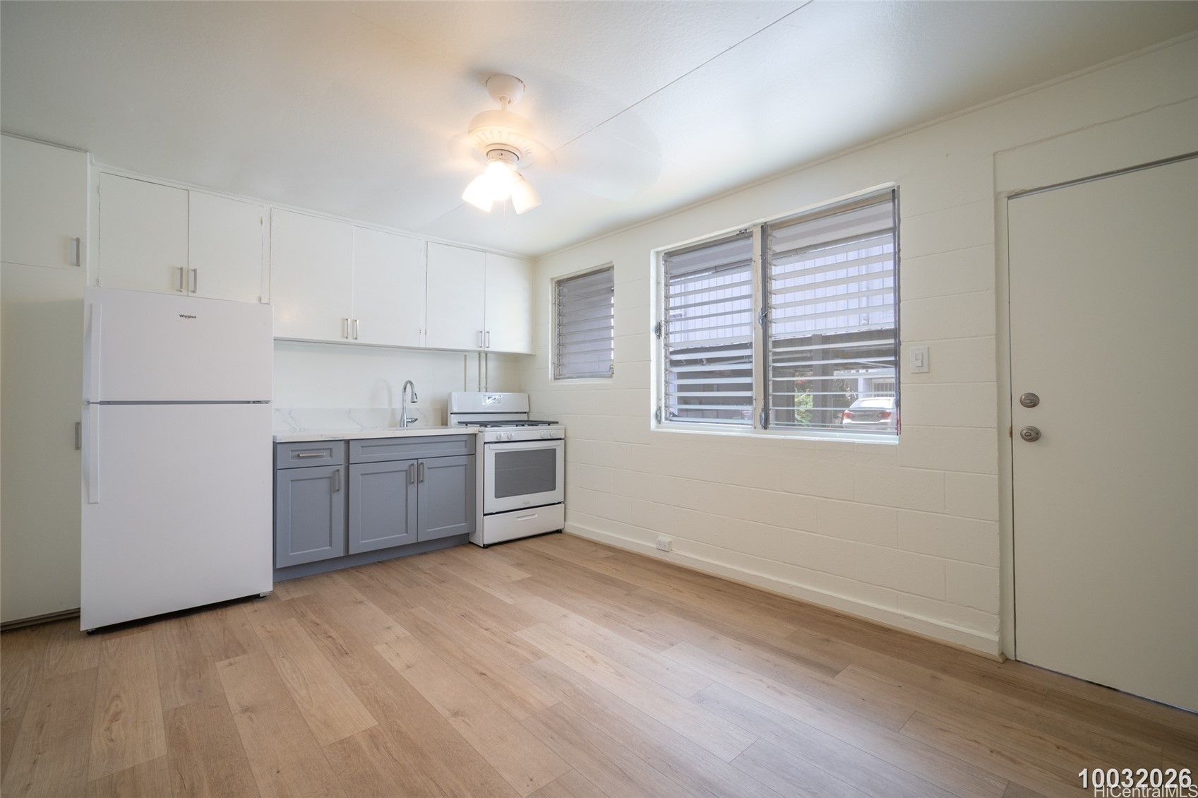1719 Nuuanu Avenue #4c Property Photo 3