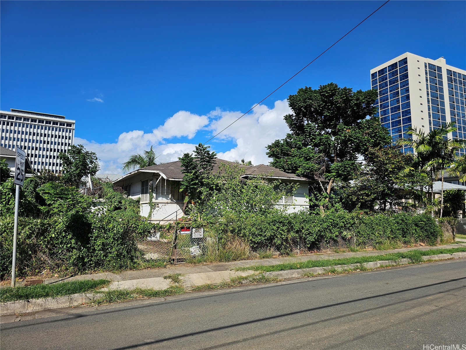 1140 Elm Street Property Photo 1