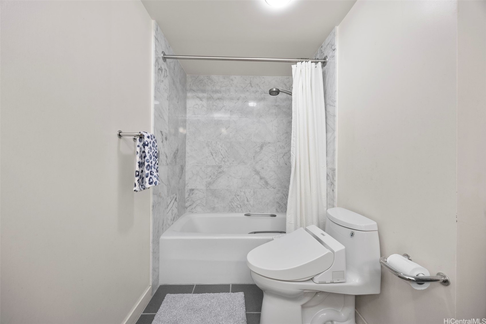 1330 Ala Moana Boulevard 608 Property Photo 17