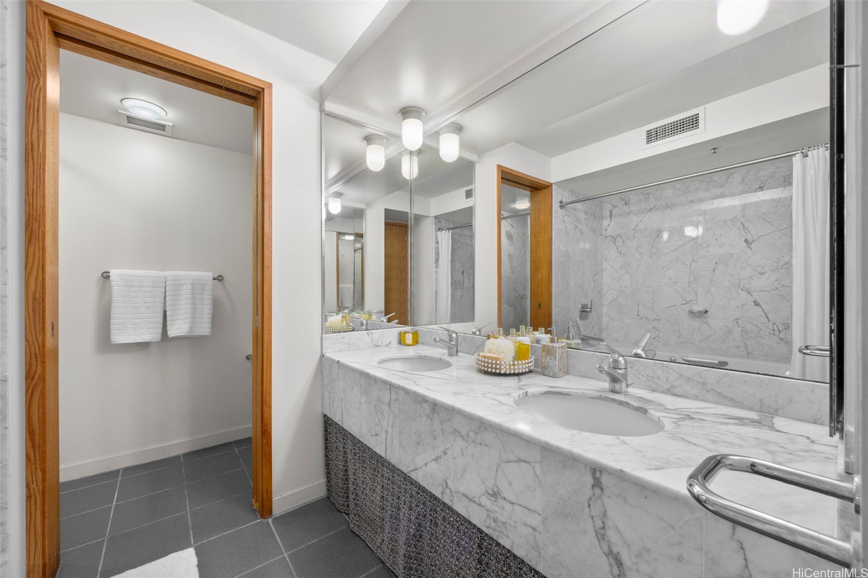1330 Ala Moana Boulevard 608 Property Photo 21