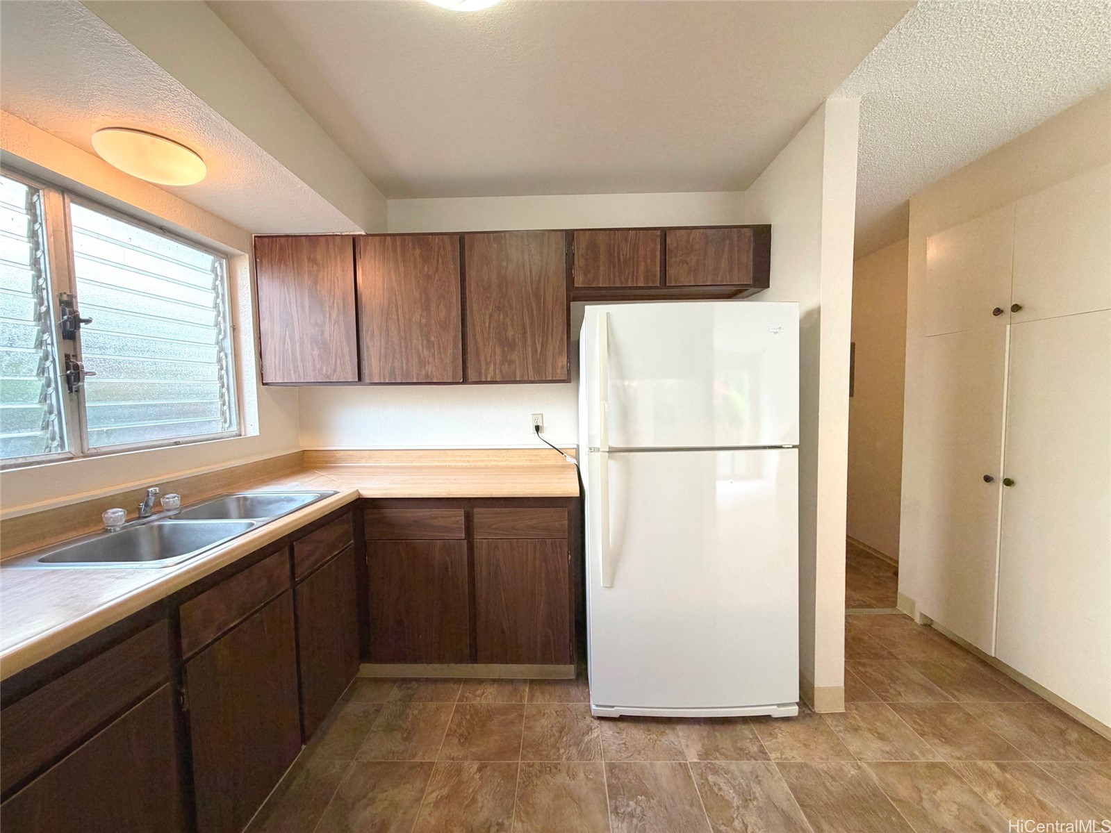 98-530 Kiliohu Loop 10 Property Photo 6