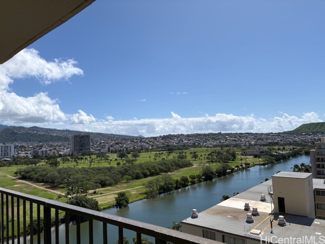 2345 Ala Wai Boulevard 1715 Property Photo 3