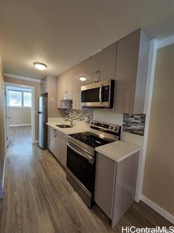 425 Ena Road B101 Property Photo 4