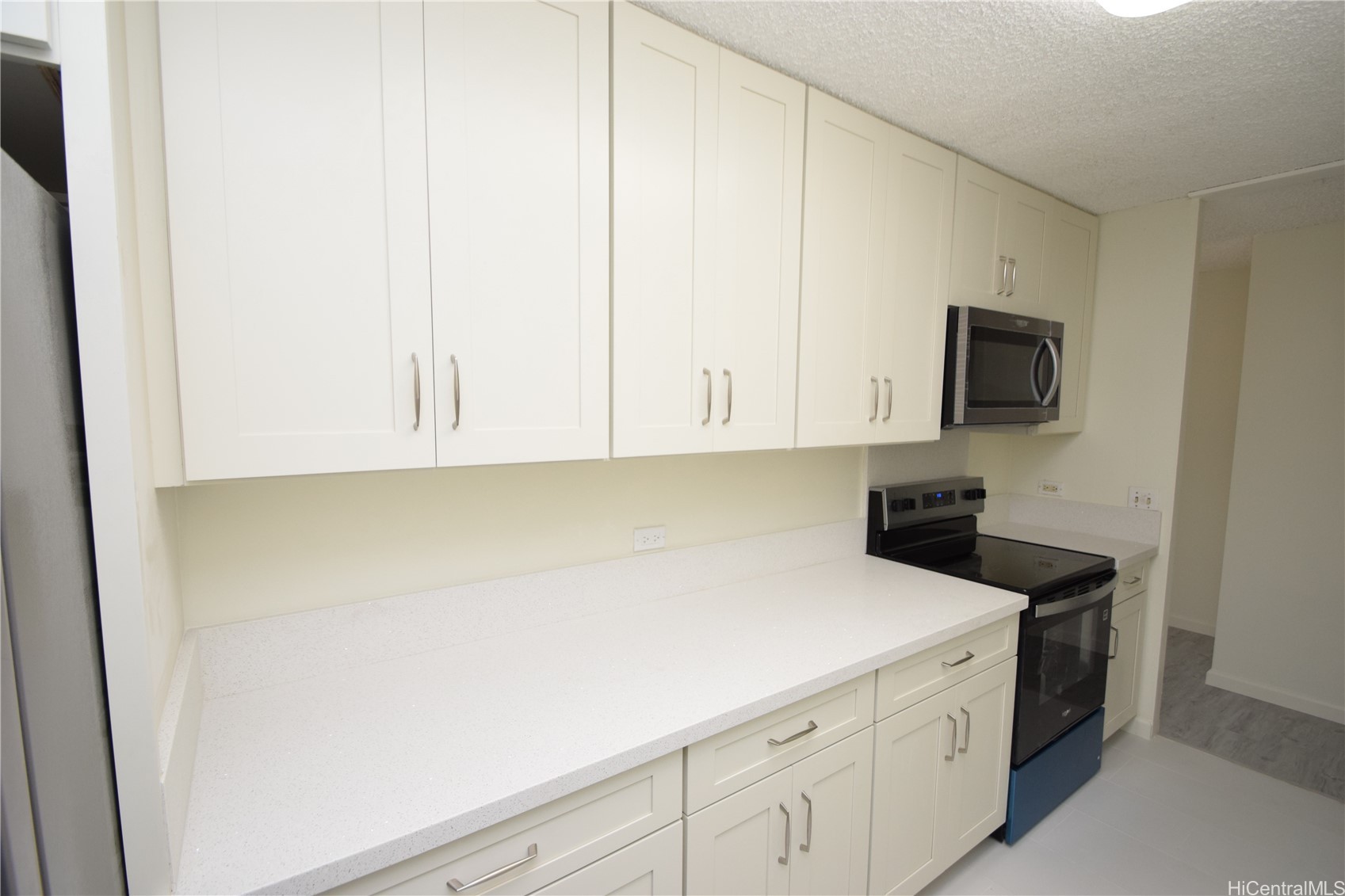 202619017 Property Photo 5