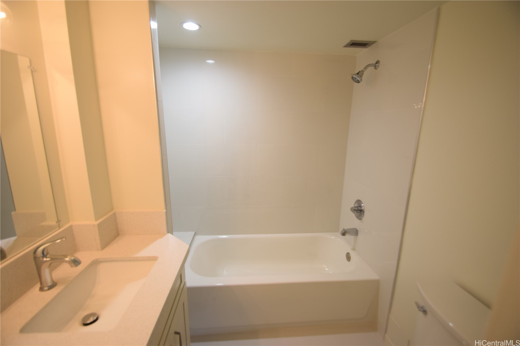 202619017 Property Photo 14