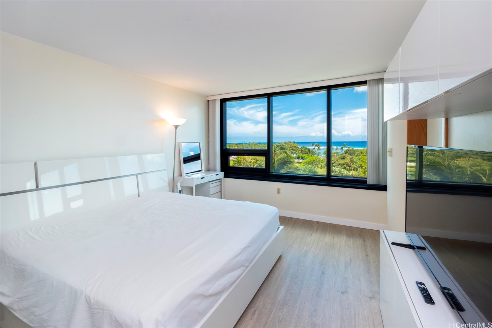 1330 Ala Moana Boulevard 604 Property Photo 10