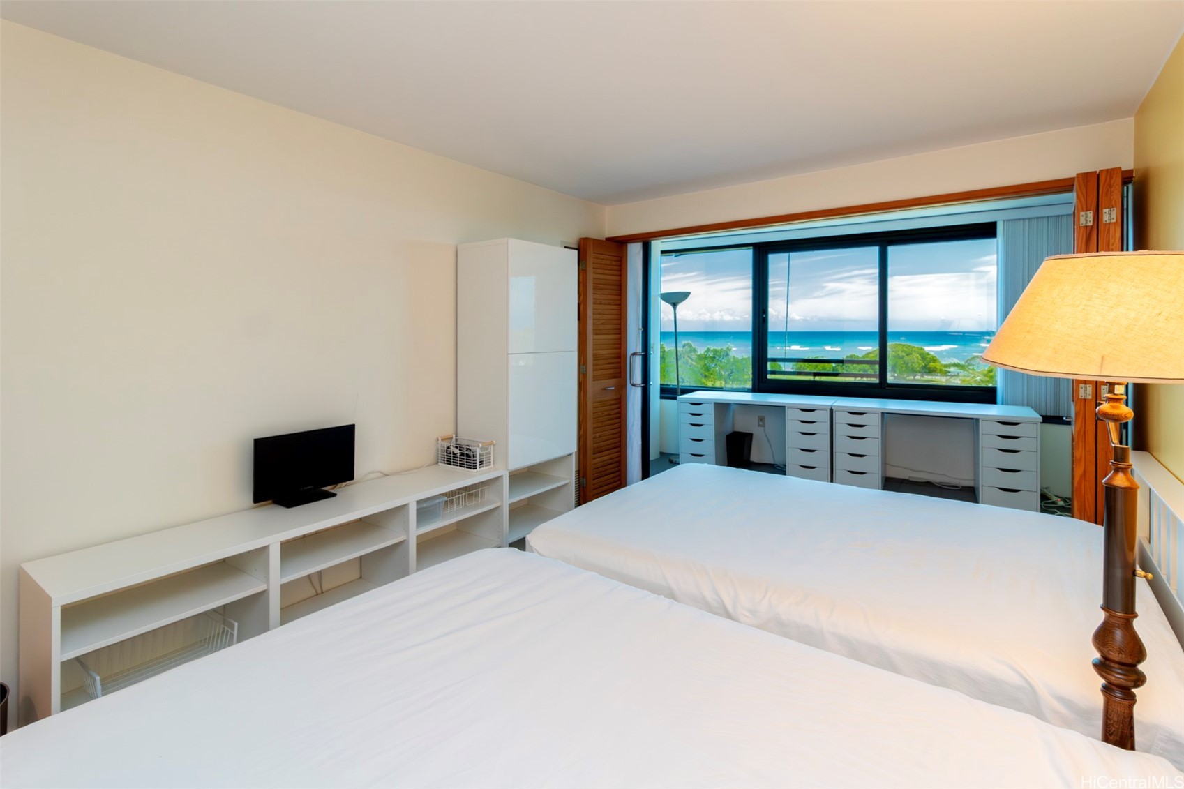 1330 Ala Moana Boulevard 604 Property Photo 15