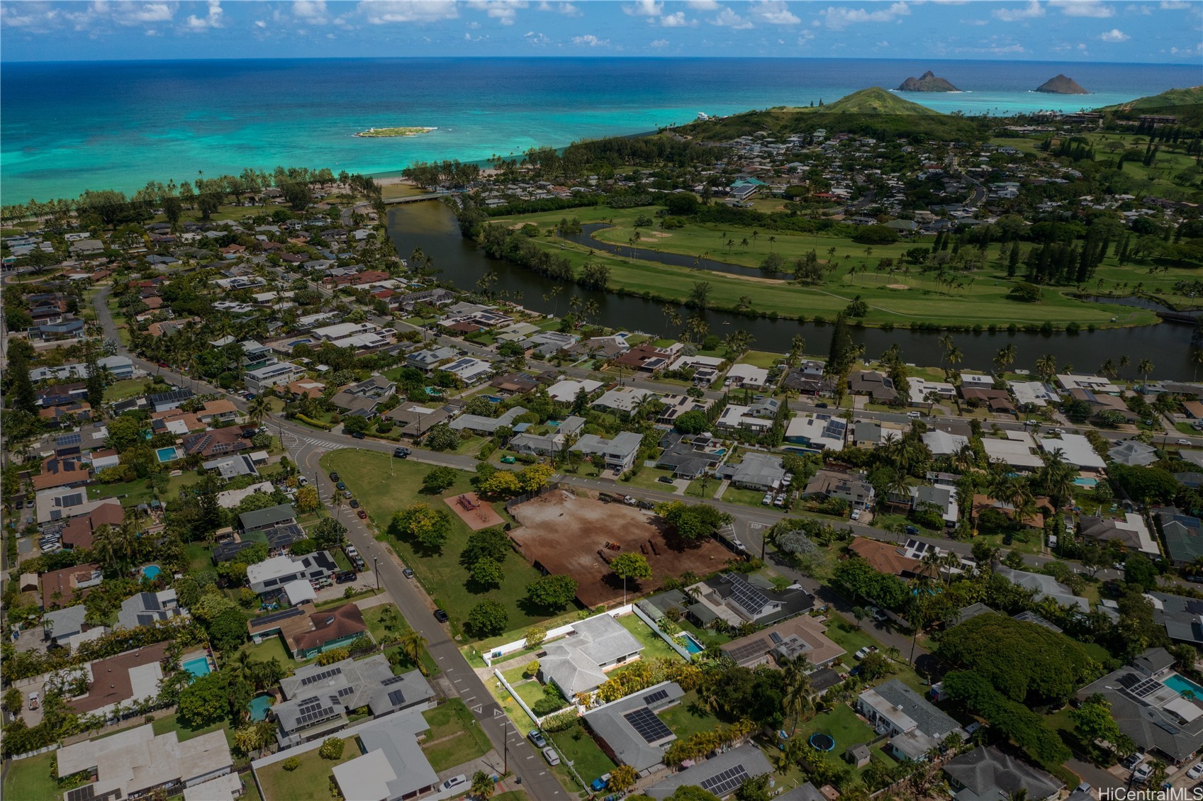 225 Awakea Road Property Photo 4