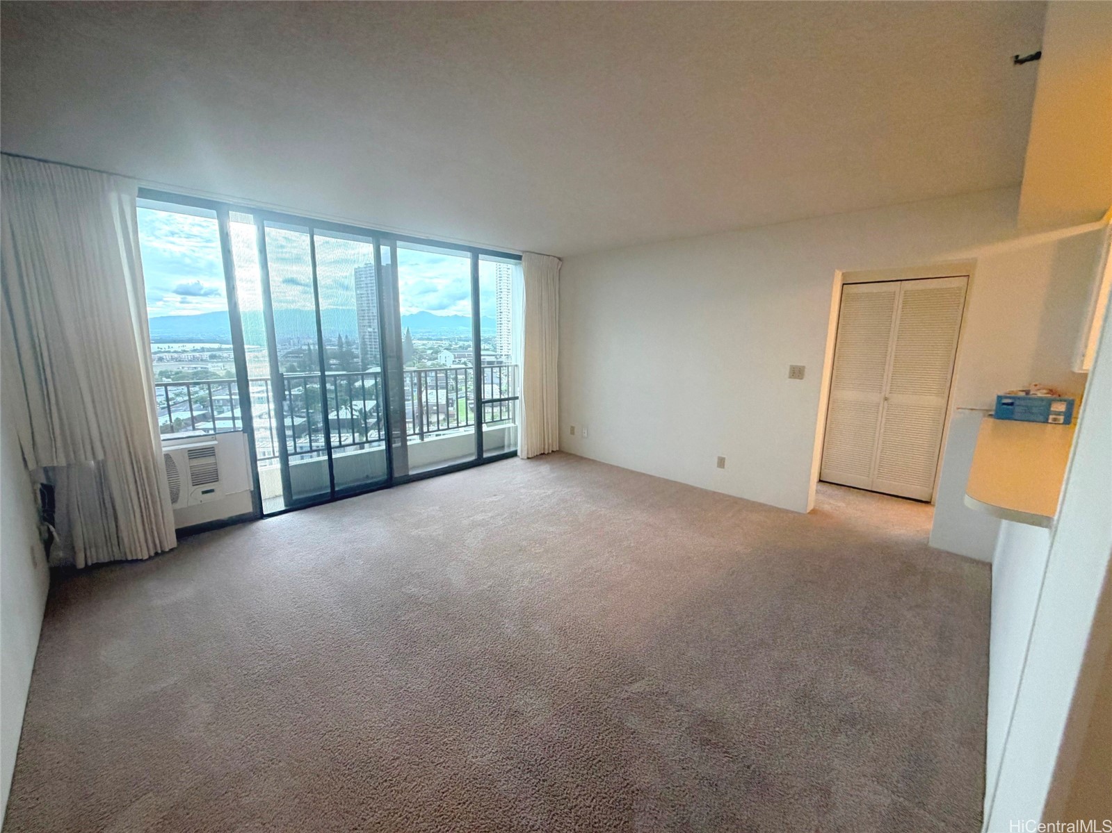 98-402 Koauka Loop 1601 Property Photo 4