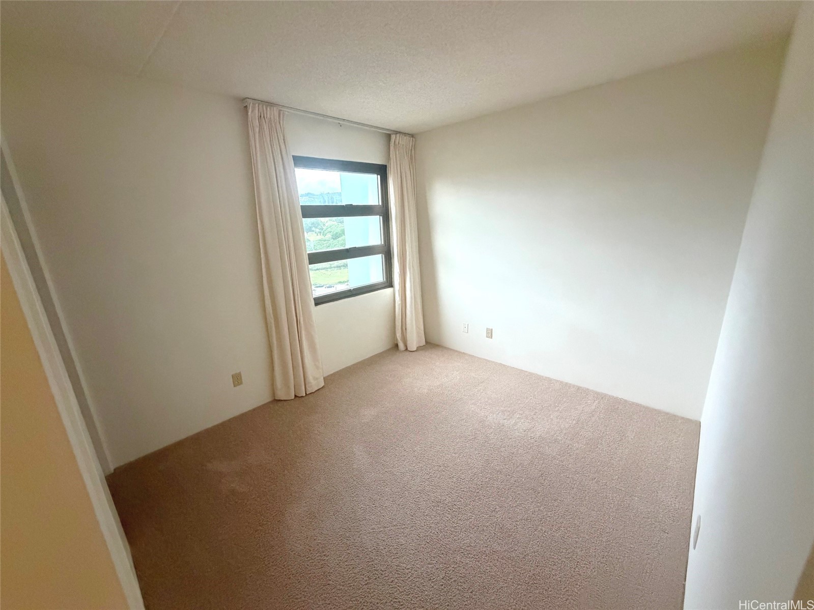 98-402 Koauka Loop 1601 Property Photo 15