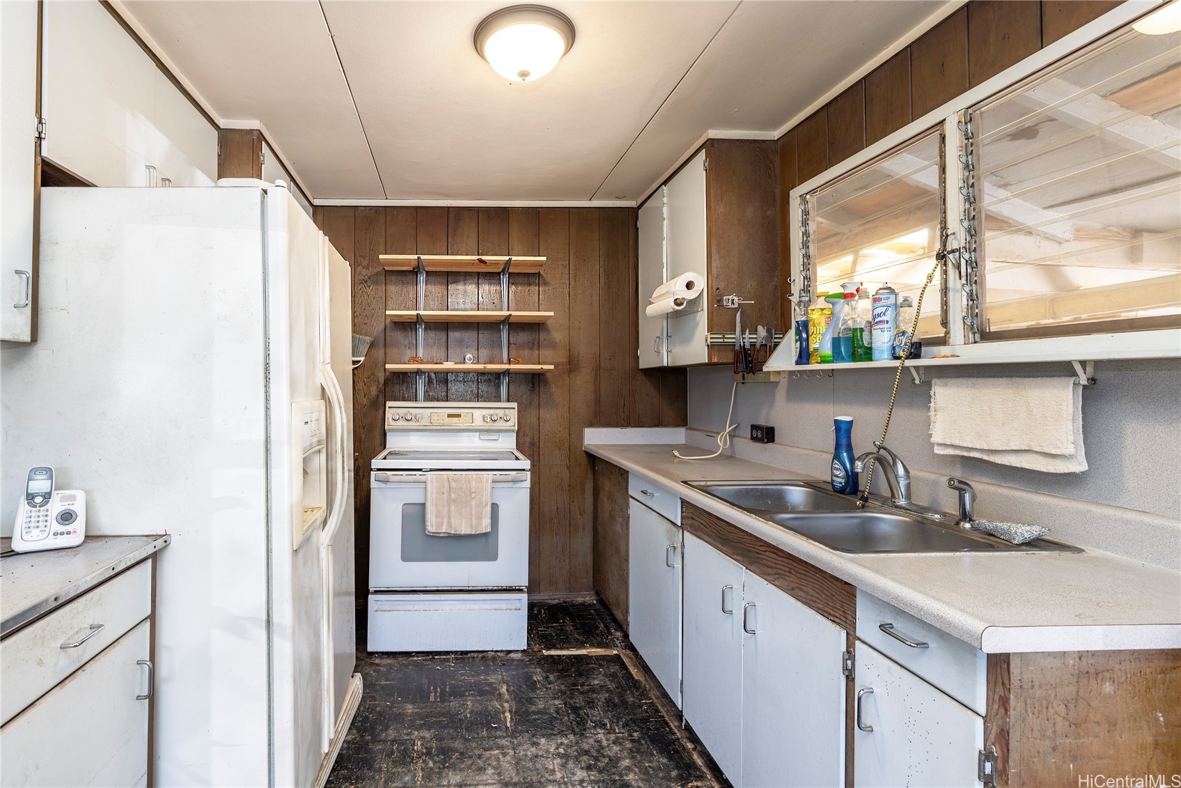 4202 Salt Lake Boulevard Property Photo 9