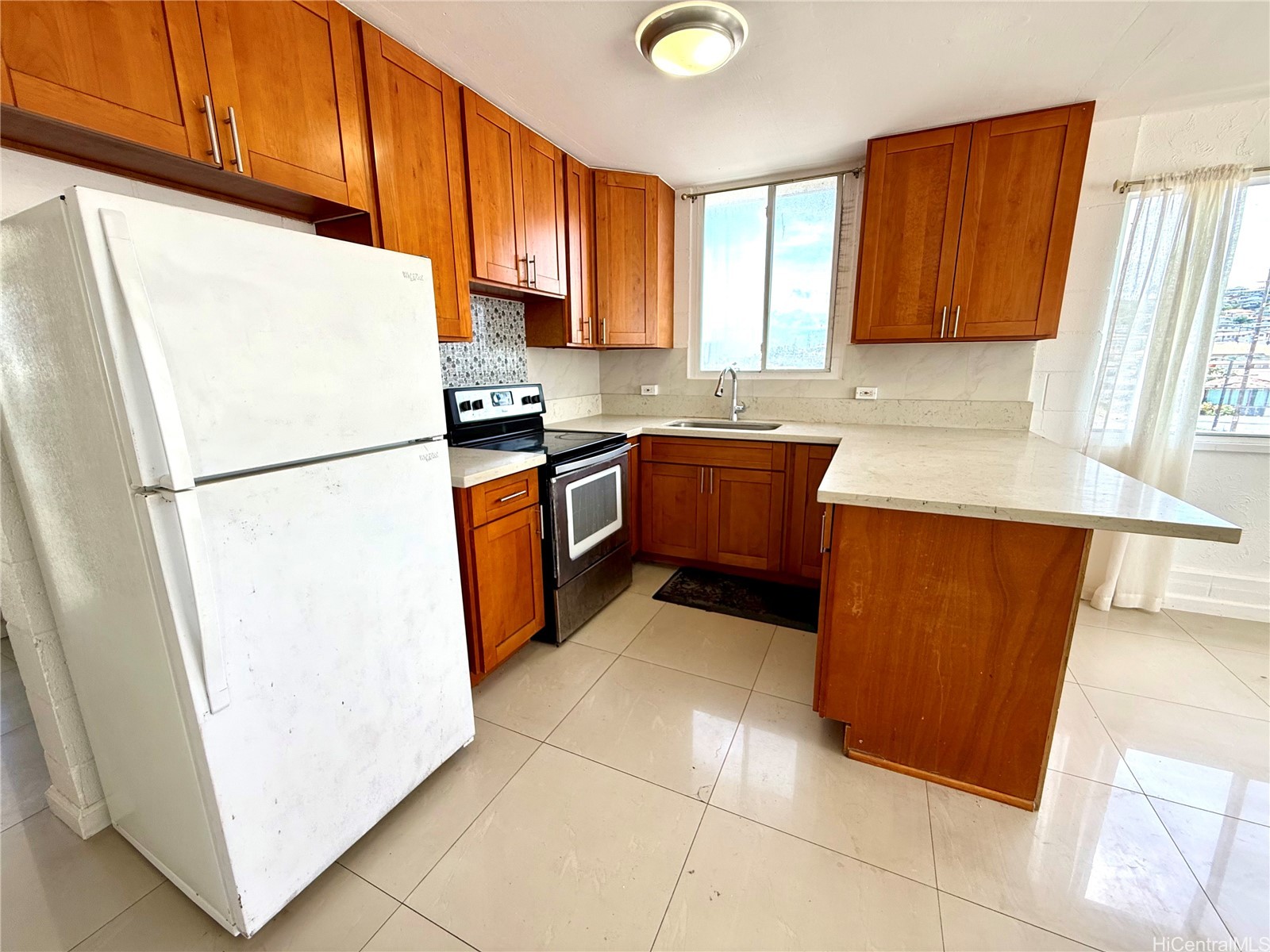 629 N Kuakini Street Ph Property Photo 3