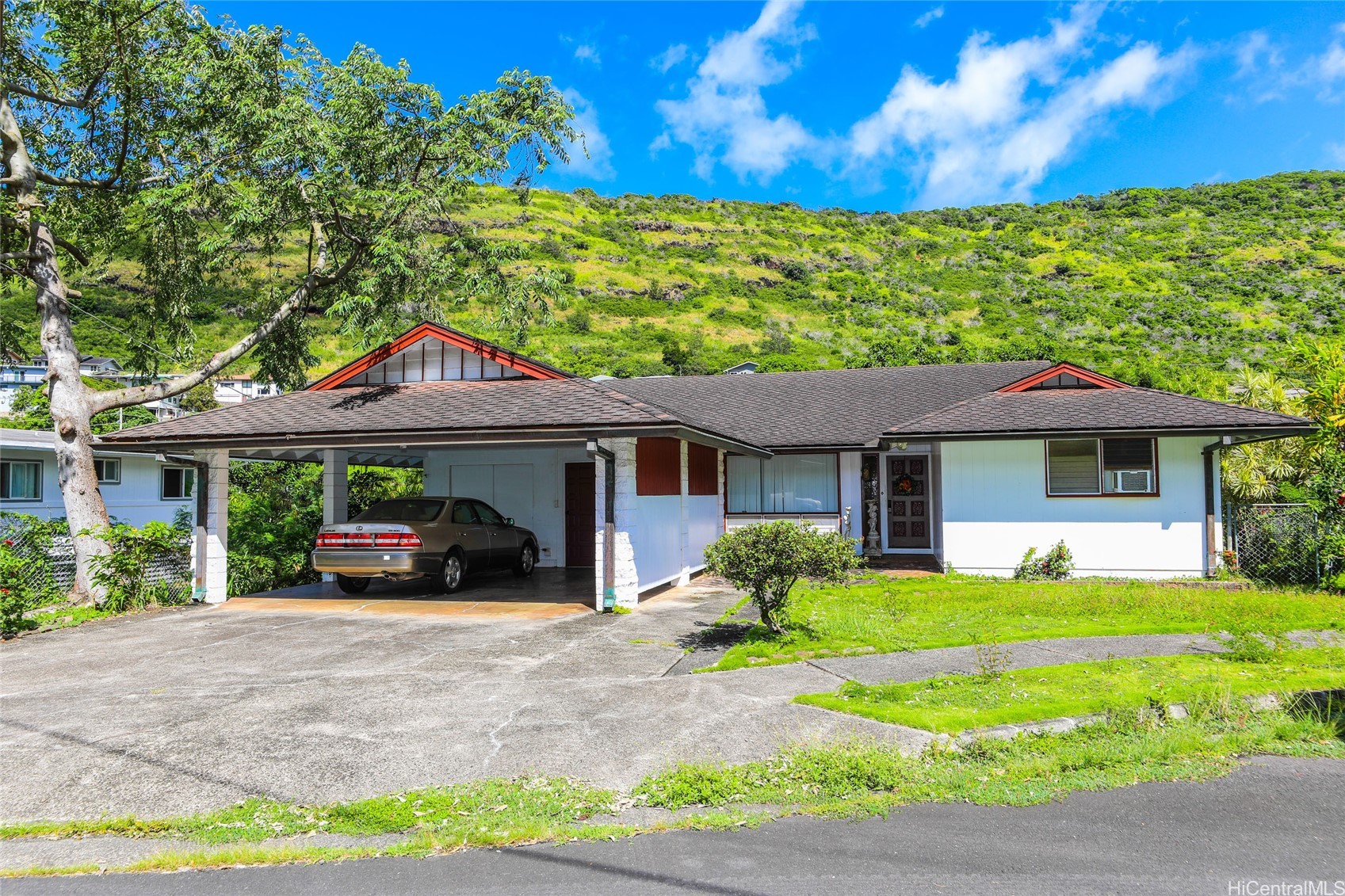 1632 Ala Makani Place Property Photo 1