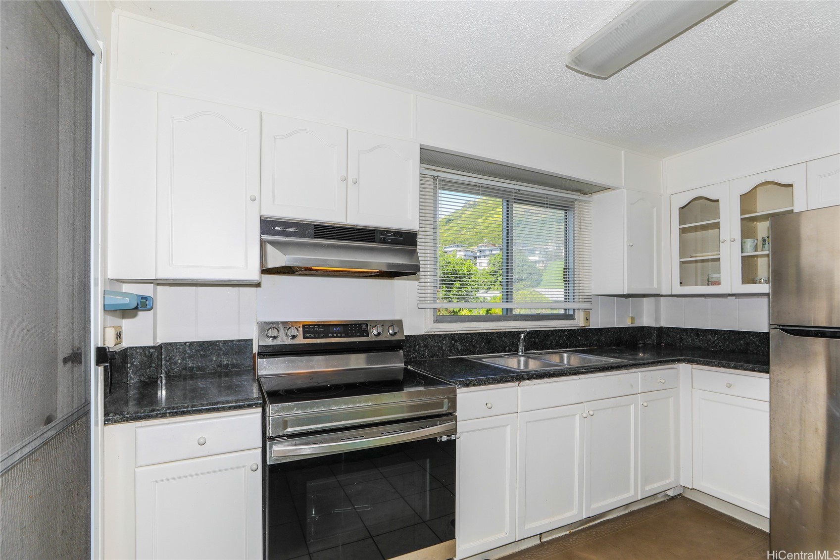 1632 Ala Makani Place Property Photo 8