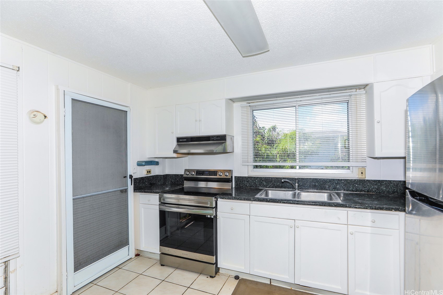1632 Ala Makani Place Property Photo 9