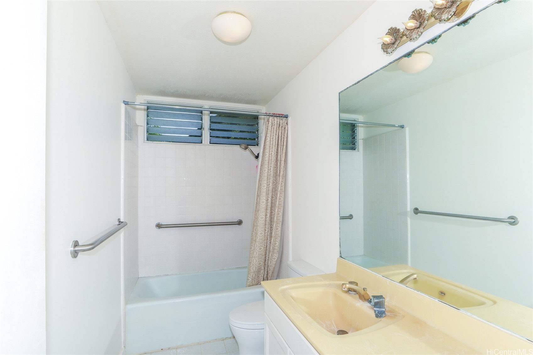 1632 Ala Makani Place Property Photo 18