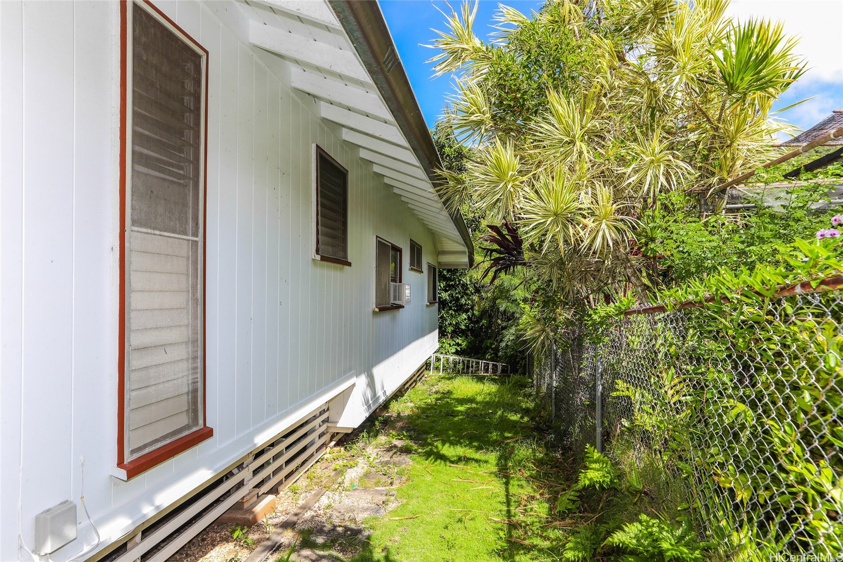 1632 Ala Makani Place Property Photo 22