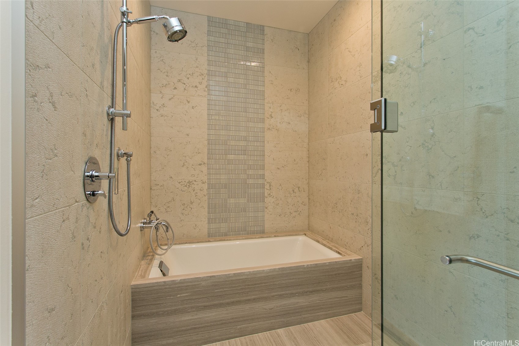 1100 Ala Moana Boulevard 3903 Property Photo 19